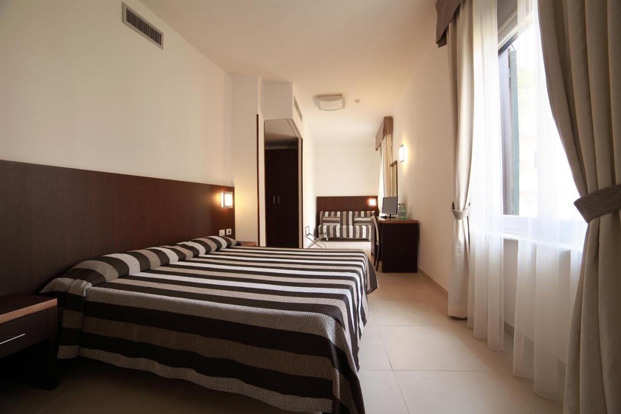 Hotel Margherita Монтеросо ал Маре Стая снимка