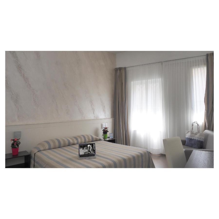 Hotel Margherita Монтеросо ал Маре Екстериор снимка